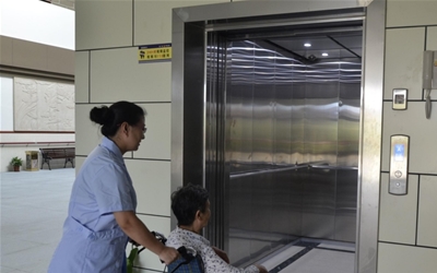 Bed Elevator