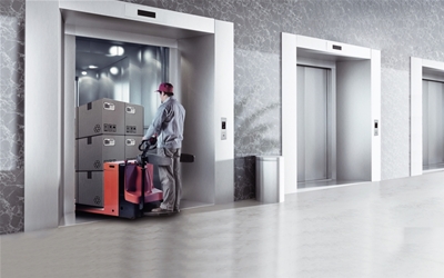 Cargo elevator